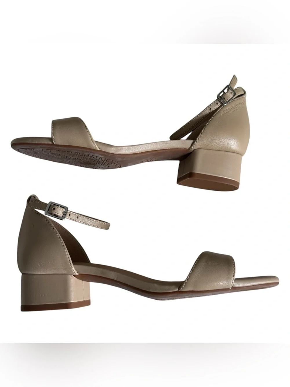 NWOB GB Girls Spanish Sand Ankle Strap Block Heel Leather Dress Sandal Size 2